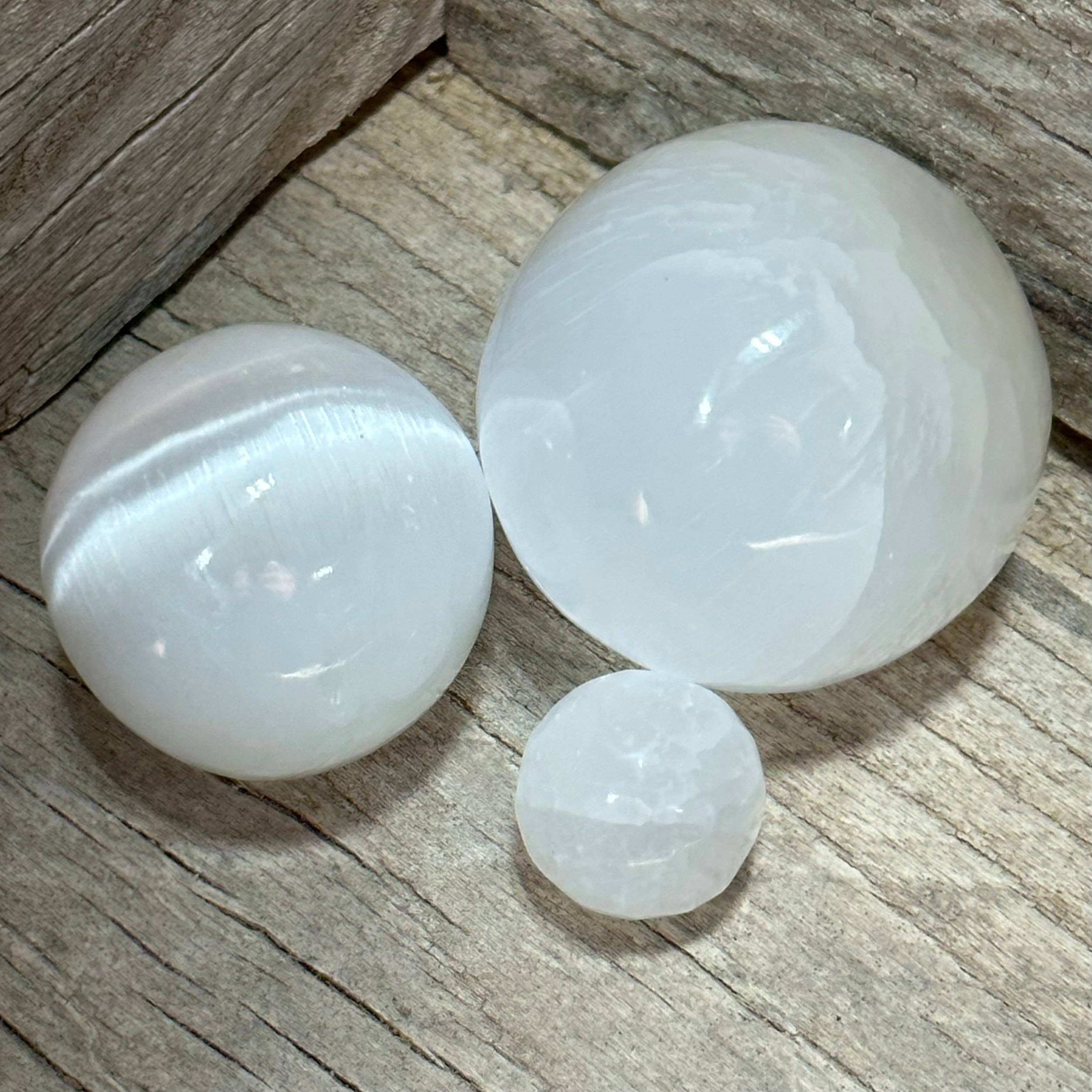 Selenite (sphere)